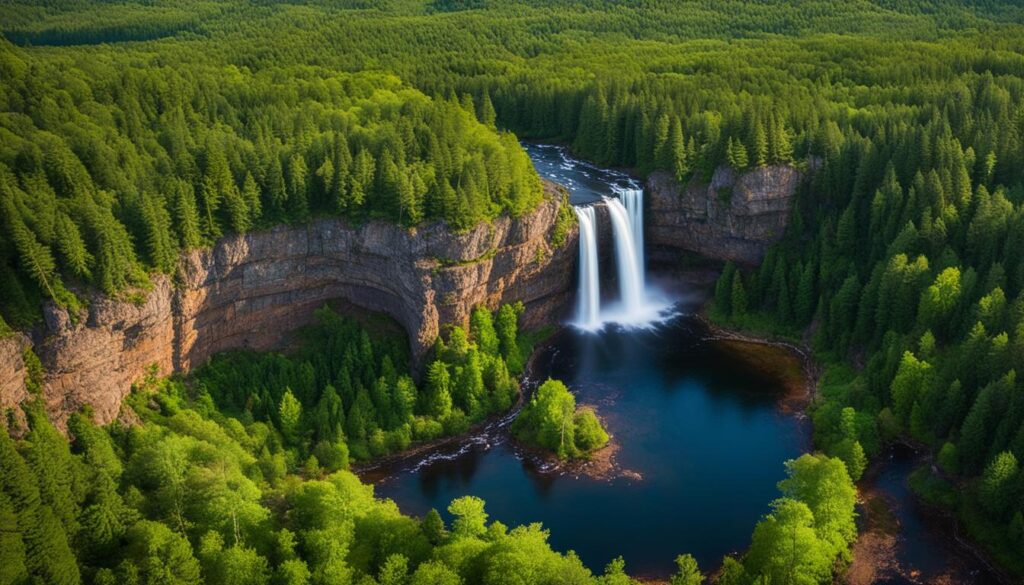 waterfalls in Wisconsin