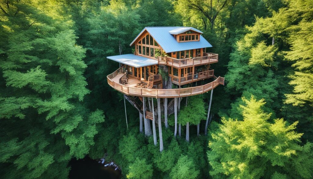 Lake-View Treehouse Airbnb